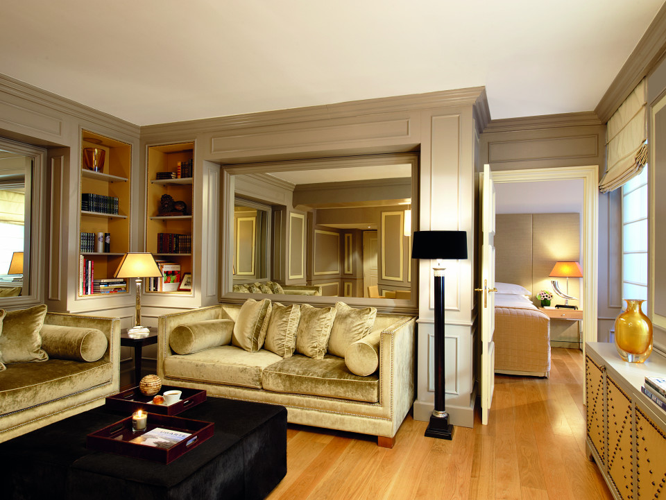 Castille Paris_Apartment_1.jpg