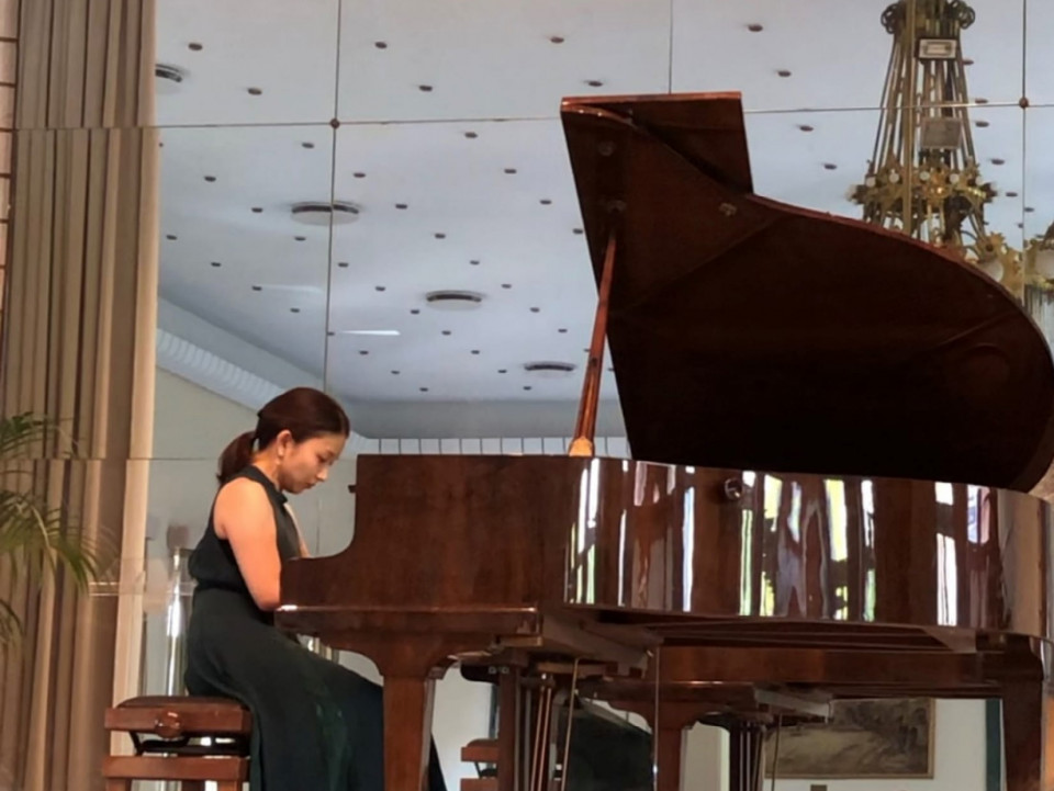 Gallery di prodotto - Recital di pianoforte-1.jpg