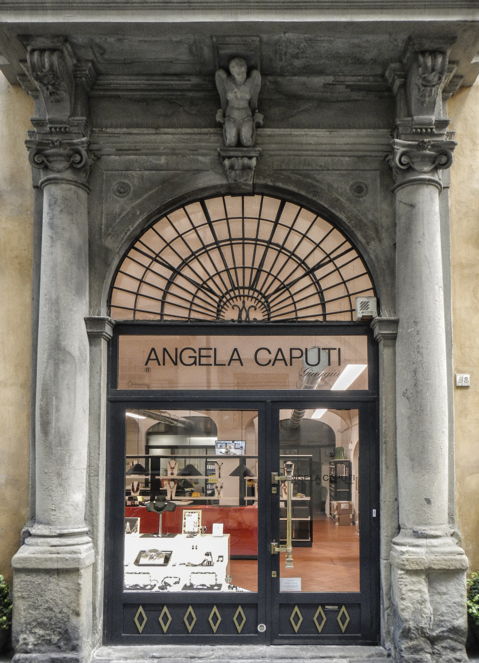 S. Spirito giuggiushop1.jpg