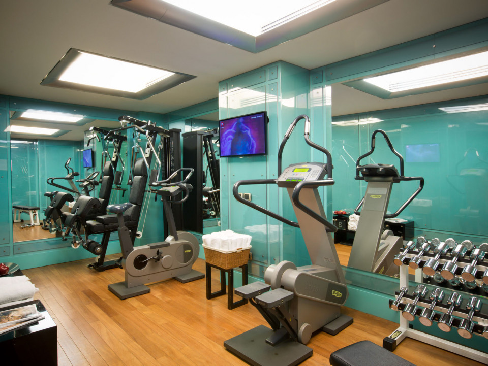 Starhotels_anderson_MI_Fitness Room.jpg