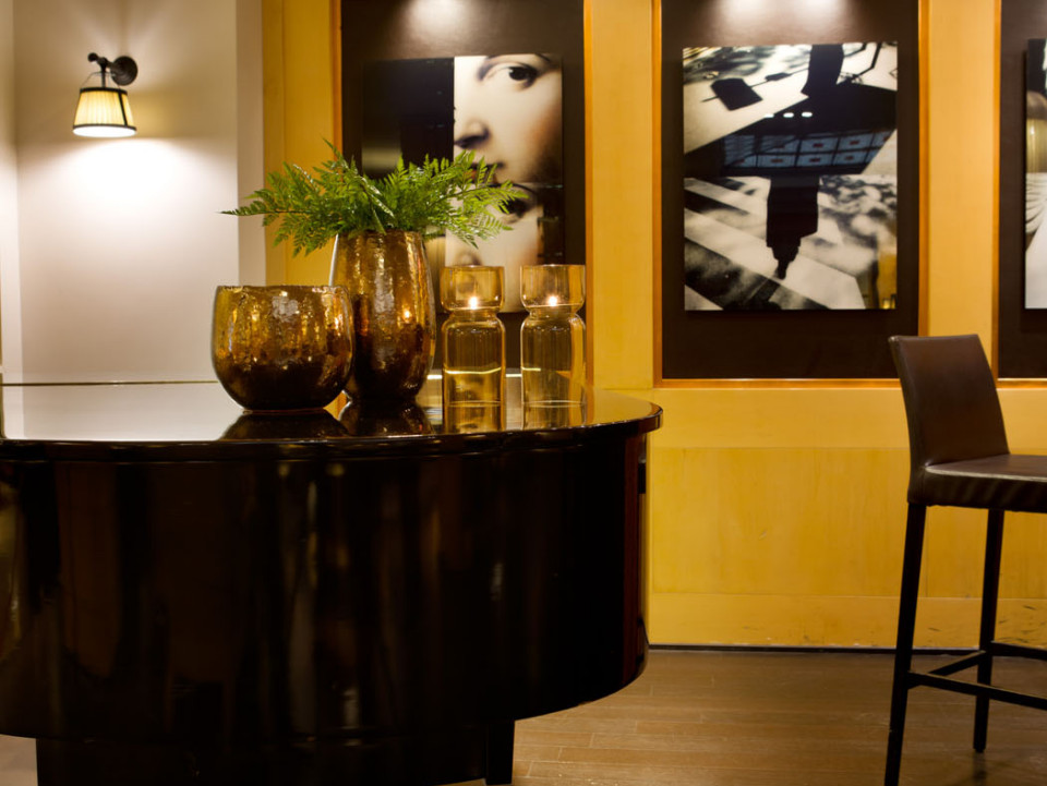 Starhotels Metropole_Rm_Bar.jpg