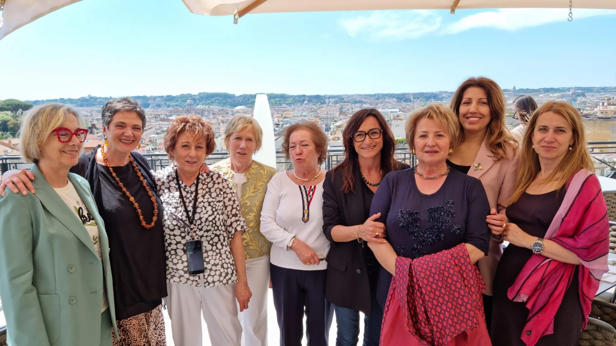 1108bc25 2b26 4c3f 4473 d5cc914cc46b