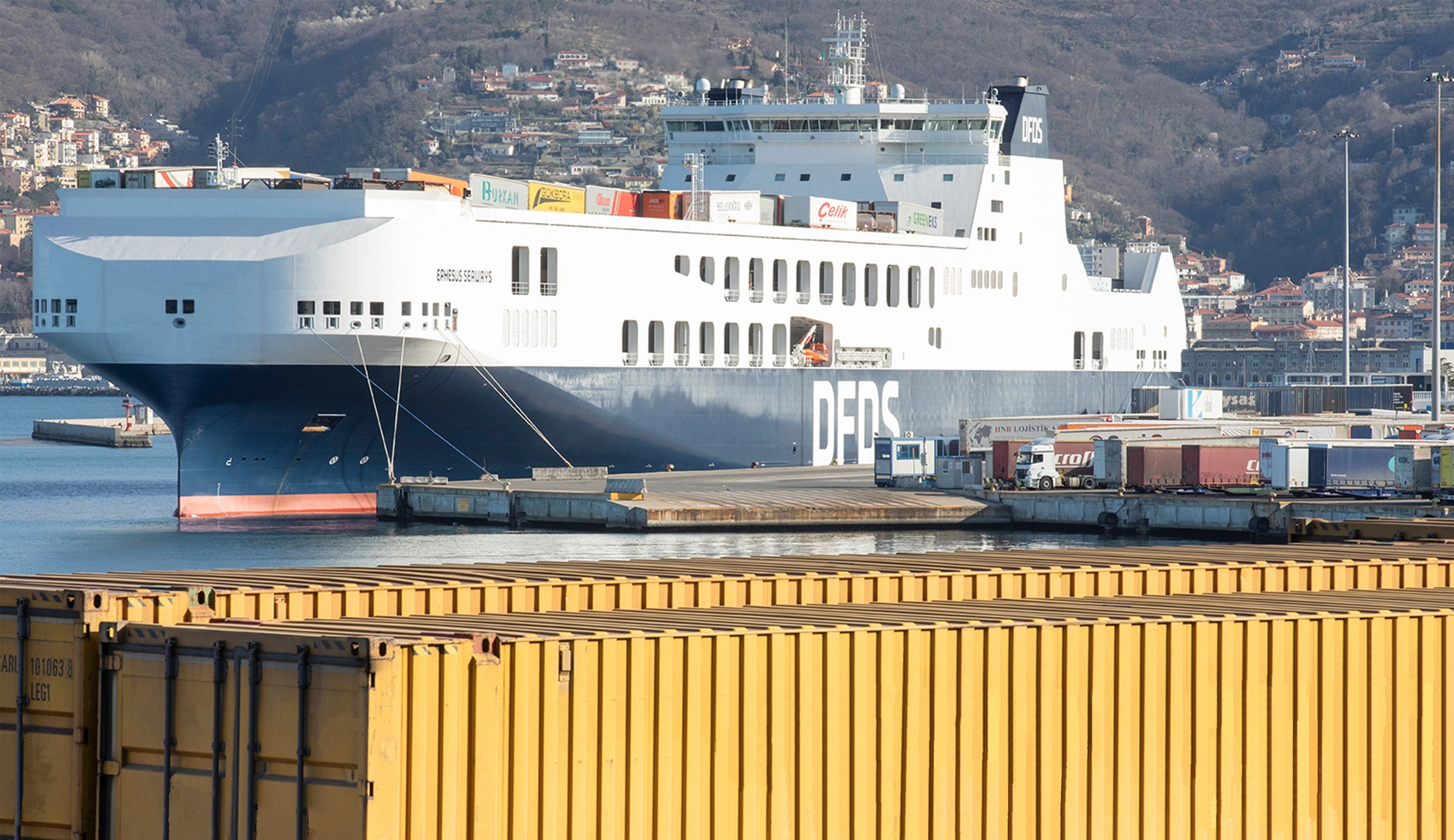 2021/05/_port_terminals_dfds_3596