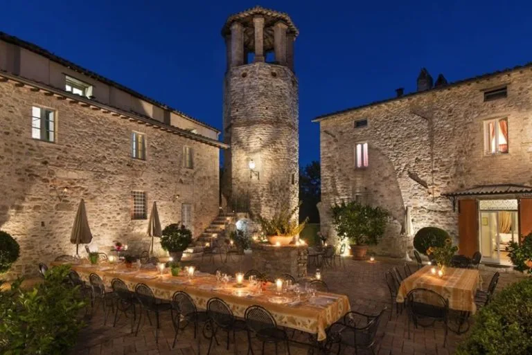2023/02/psq-castle-di-notte-768x513_8018