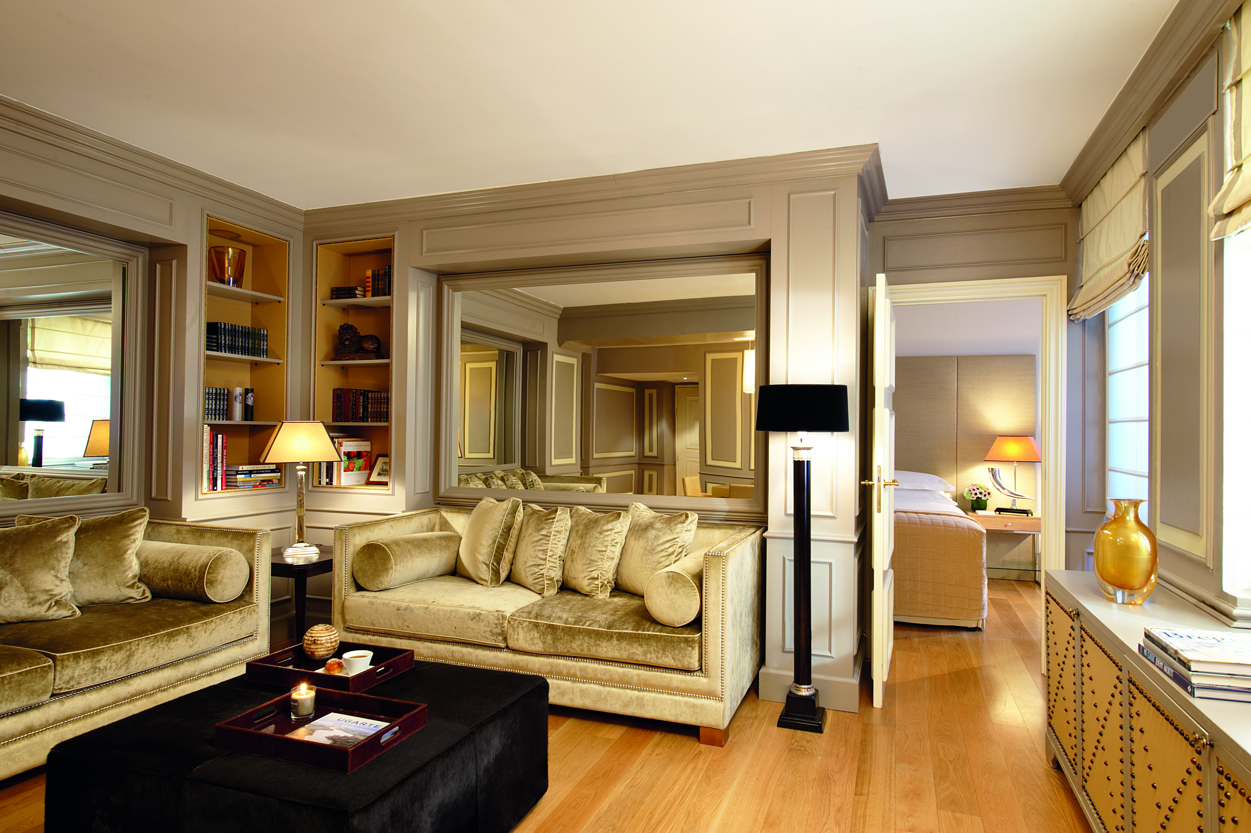 2021/05/castille_paris_apartment_1_4052