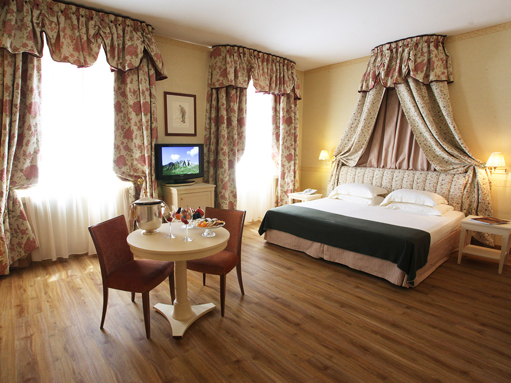 2021/05/royal_juniorsuite1_gallery_3415