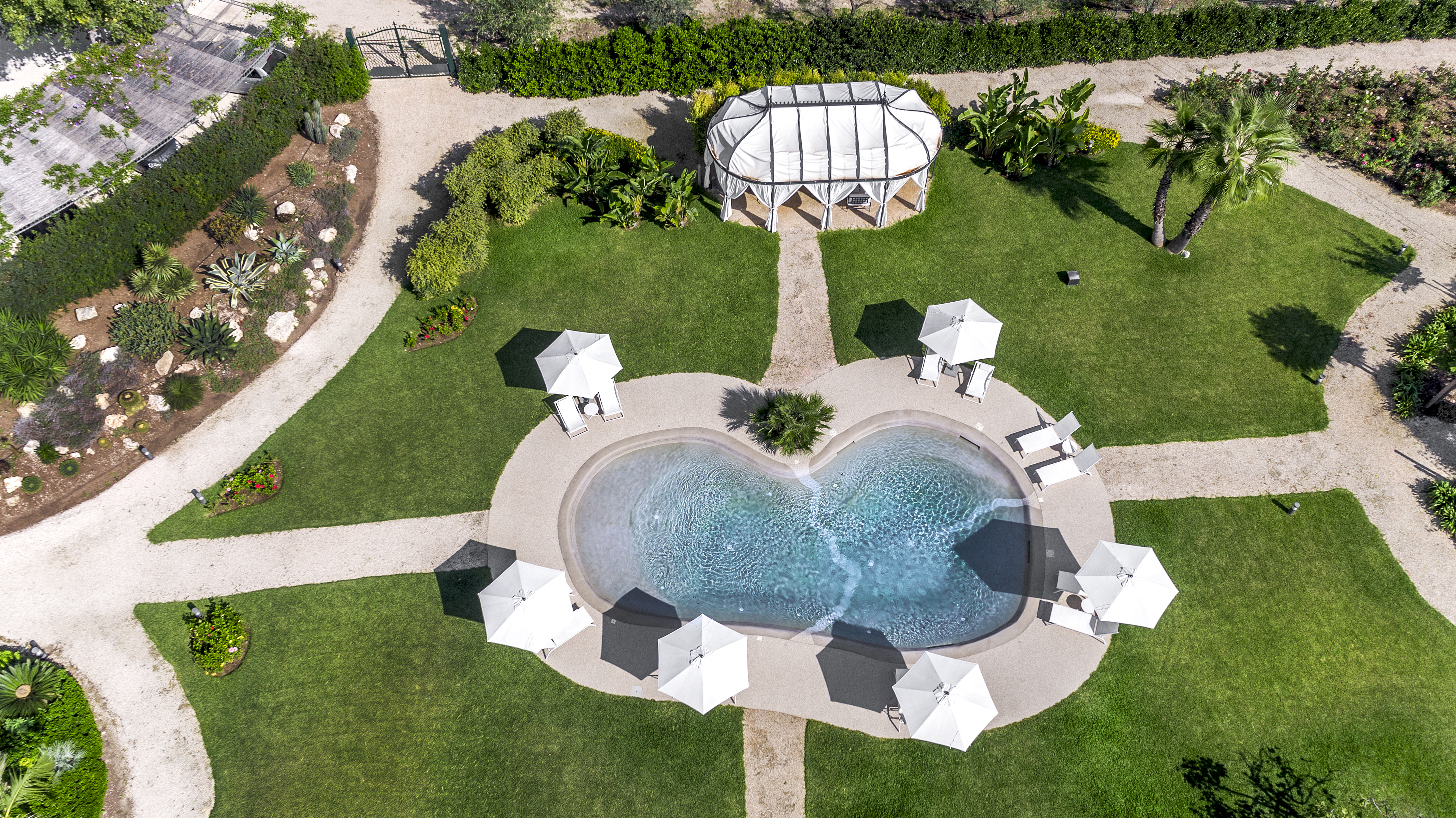 2022/05/piscina_dall_alto_6495
