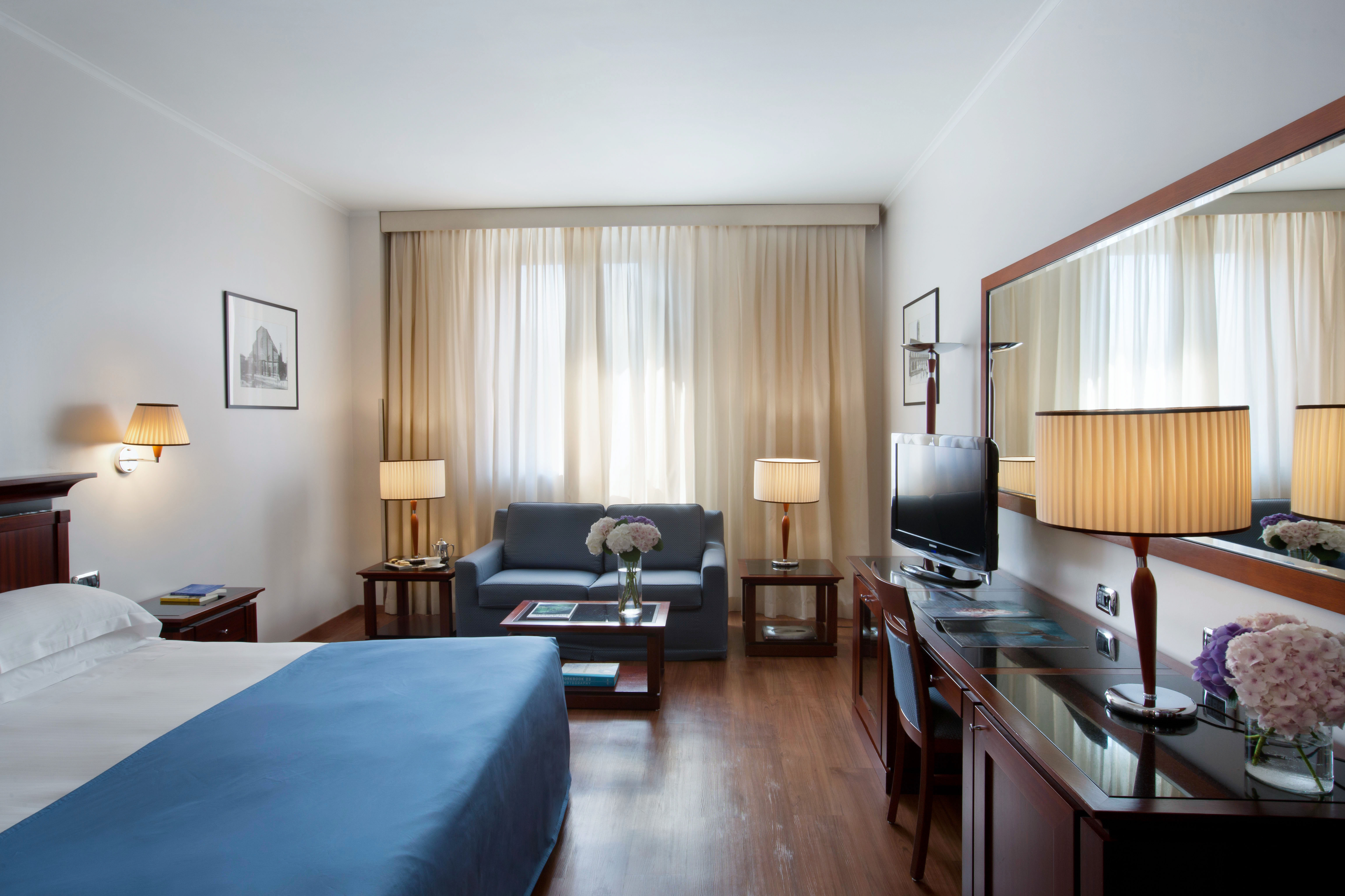 2022/06/starhotels_excelsior_bo_juniorsuite_2__6790